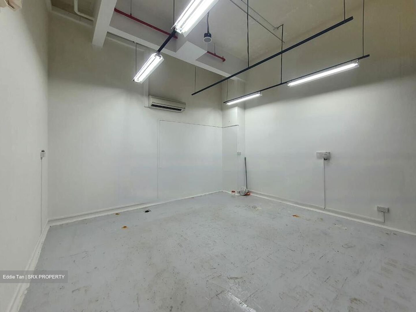 Yuying Secondary School (D19), Shop House #484748261